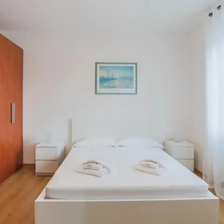 Triestevillas Duino72_ Tennis & Holiday For 4 *